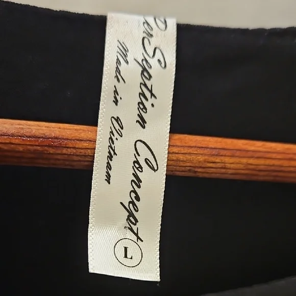 Asymmetrical Hawaiian Dress - Picture 4 of 4